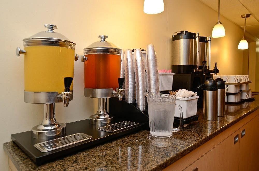 Hotel & Conference Centre 3*