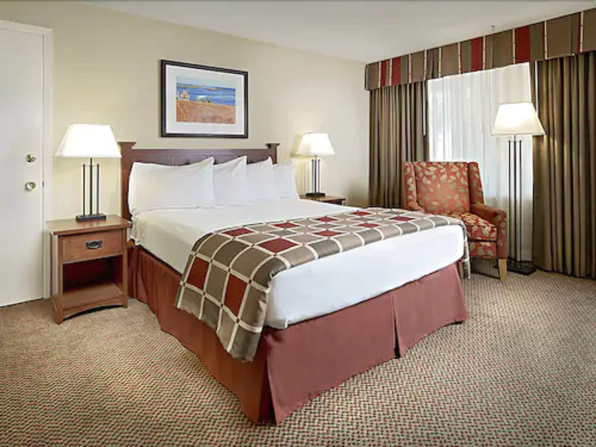 Hotel & Conference Centre 3*