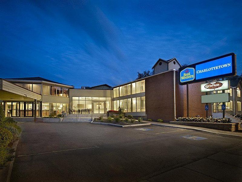 & Conference Centre Hotel 3*